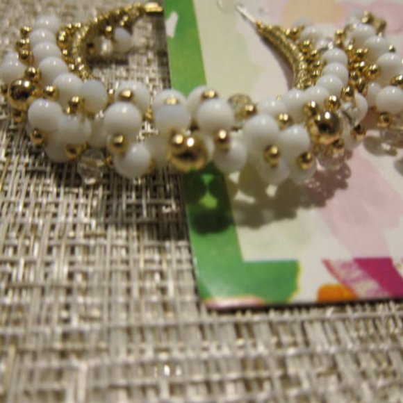 Lilly Pulitzer Resort White Beaded Hoop Earrings - Picture 3 of 3